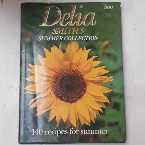 Libro usado en venta: Summer collection - 140 recipes for summer de Delia Smith's; editorial BBC Books impreso en 1993 envios a todo el mundo.1
