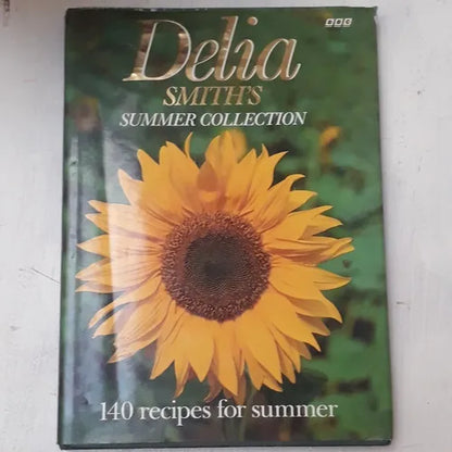 Libro usado en venta: Summer collection - 140 recipes for summer de Delia Smith's; editorial BBC Books impreso en 1993 envios a todo el mundo.1