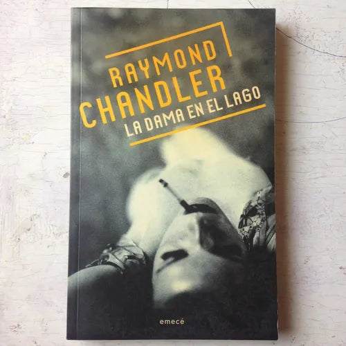 Libro usado en venta: La dama en el lago de Raymond Chandler; editorial Emece impreso en 2003 realizamos envios a todo el mundo.1
