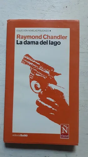 Libro usado en venta: La dama del lago de Raymond Chandler; editorial Clarin/Sol 90 impreso en 2004 realizamos envios a todo el mundo.1