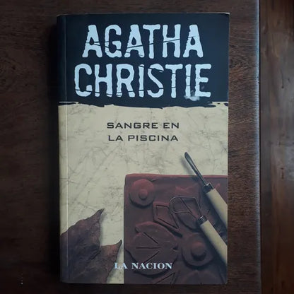 Libro usado en venta: Sangre en la piscina de Agatha Christie; editorial Planeta impreso en 2007 realizamos envios a todo el mundo.1
