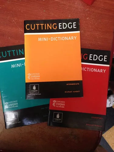 Libro usado en venta: Pre-intermediate - Intermediate - Elementary Cutting Edge; editorial Longman impreso en 2003 realizamos envios a todo el mundo.1