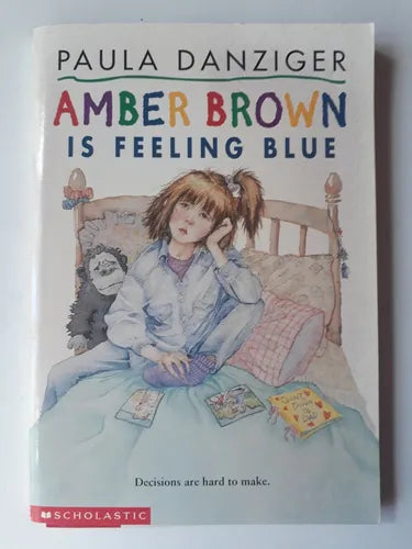 Libro usado en venta: Amber Brown is feeling blue de Paula Danziger; editorial Scholastic impreso en 1999 realizamos envios a todo el mundo.1