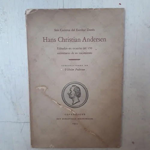 Libro usado en venta: Seis cuentos del escritor Danes - Hans Christian Andersen; impreso en 1955 realizamos envios a todo el mundo.1