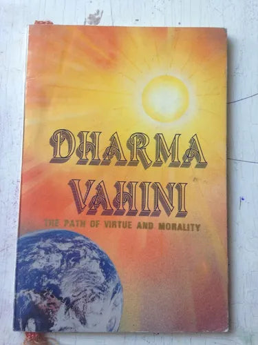Libro usado en venta: Dharma Vahini - The path of virtue and morality de Bhagavan Sri Sathya Sai Baba; editorial Sri Sathya Sai Books 1.1