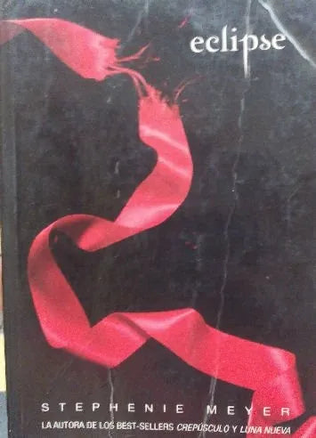 Libro usado en venta: Saga Crepusculo - Eclipse de Stephenie Meyer; editorial Alfaguara impreso en 2007 realizamos envios a todo el mundo.1