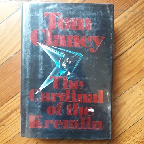 Libro usado en venta: The cardinal of the Kremlin de Tom Clancy; editorial G. P. Putnam's Sons impreso en 1988 realizamos envios a todo el mundo.1