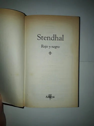 Libro usado en venta: Rojo y negro de Stendhal; editorial Altaya impreso en 1995 realizamos envios a todo el mundo.1