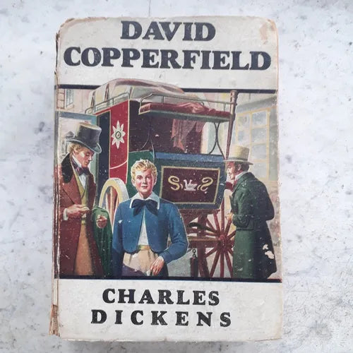 Libro usado en venta: David Copperfield de Charles Dickens (Carlos Dickens); editorial Acme impreso en 1945 realizamos envios a todo el mundo.1