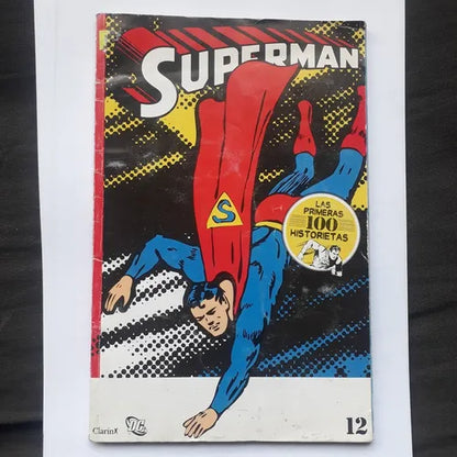 Libro usado en venta: Superman - Las primeras 100 historietas; editorial AGEA impreso en 2011 realizamos envios a todo el mundo.1