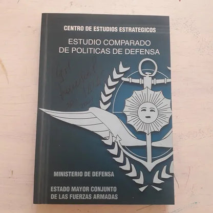Libro usado en venta: Estudio comparado de politicas de defensa; editorial Centro de estudios estrategicos impreso en 2003 envios a todo el mundo.1
