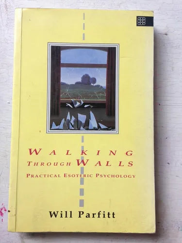 Libro usado en venta: Walking through walls de Will Parfitt; editorial Element impreso en 1990 realizamos envios a todo el mundo.1