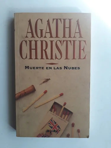 Libro usado en venta: Muerte en las nubes de Agatha Christie; editorial Planeta impreso en 1994 realizamos envios a todo el mundo.1