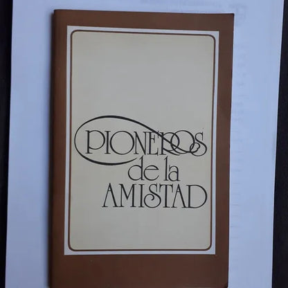 Libro usado en venta: Pioneros de la amistad de John T. Reid; realizamos envios a todo el mundo.1