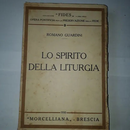 Libro usado en venta: Lo spirito della liturgia de Romano Guardini; editorial Morcelliana - Brescia impreso en 1930 realizamos envios a todo el mundo.1