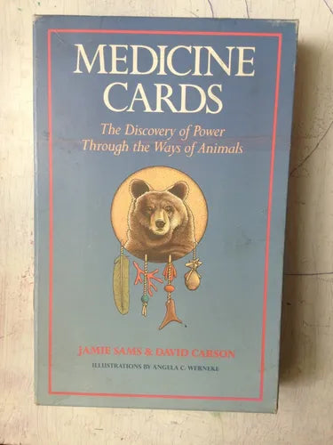 Libro usado en venta: Medicine Cards (Incluye cartas) de Jamie Sams - David Carson; editorial Bear & Company impreso en 1988 envios a todo el mundo.1