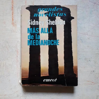 Libro usado en venta: Mas alla de la medianoche de Sidney Sheldon; editorial Emece impreso en 1974 realizamos envios a todo el mundo.1