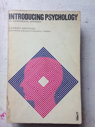 Libro usado en venta: Introducing Psychology an Experimental Approach; editorial Penguin Books impreso en 1975 realizamos envios a todo el mundo.1
