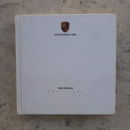 Libro usado en venta: Porsche Latin America Emociones; editorial H. C. Ferdinan Porsche Phots realizamos envios a todo el mundo.1