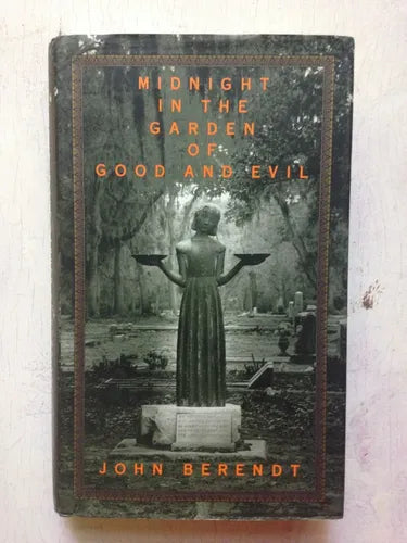 Libro usado en venta: Mignight in the garden of good and evil (Tapa dura) de John Berendt; editorial Random House impreso en 1994.1