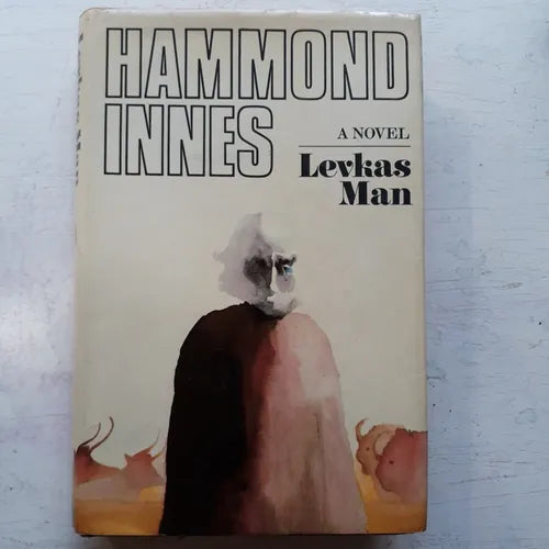 Libro usado en venta: Levkas Man de Hammond Innes; editorial Collins impreso en 1971 realizamos envios a todo el mundo.1