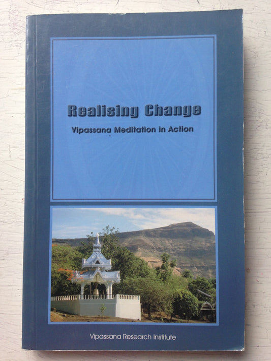 Libro usado en venta: Vipassana Meditation in action de Realising Change; editorial Vipassana Research Institute impreso en 2014.1