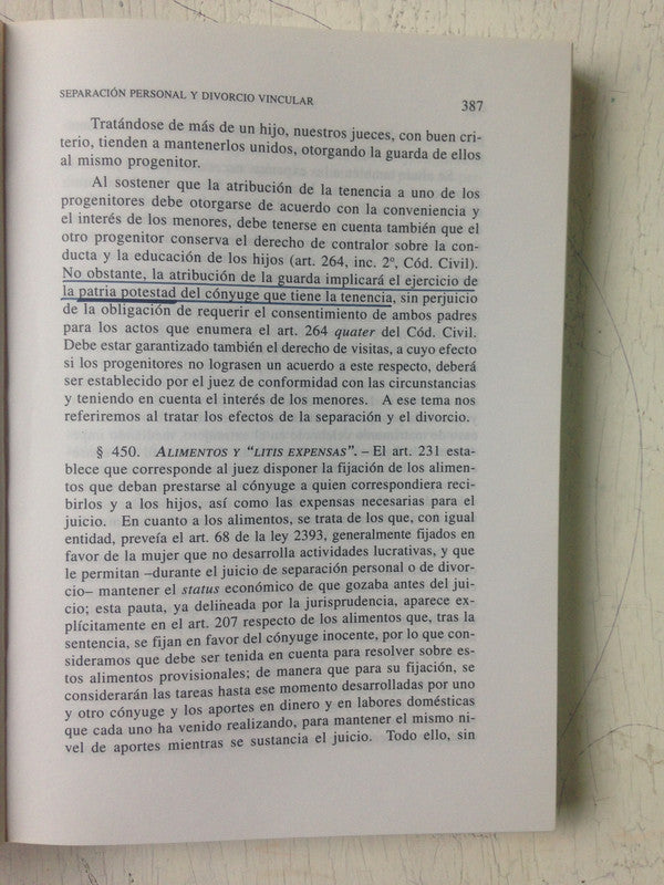 Libro usado en venta: Manual de derecho de familia de Gustavo A Bossert - Eduardo A Zannoni; editorial Astrea impreso en 1996 envios a todo el mundo.2