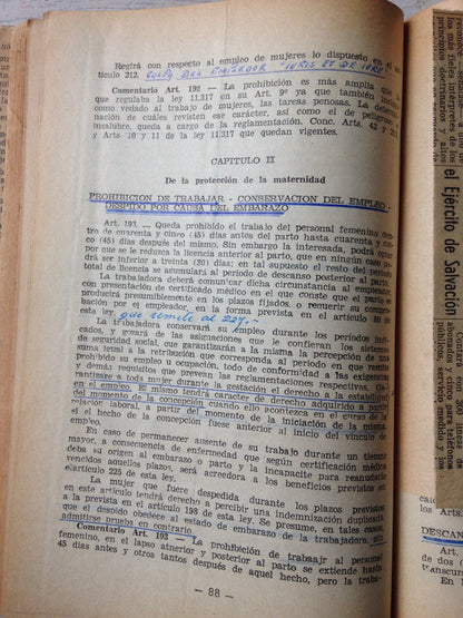 Libro usado en venta: Ley de aduana - N? 21898; editorial Ghaem impreso en 1979 realizamos envios a todo el mundo.2
