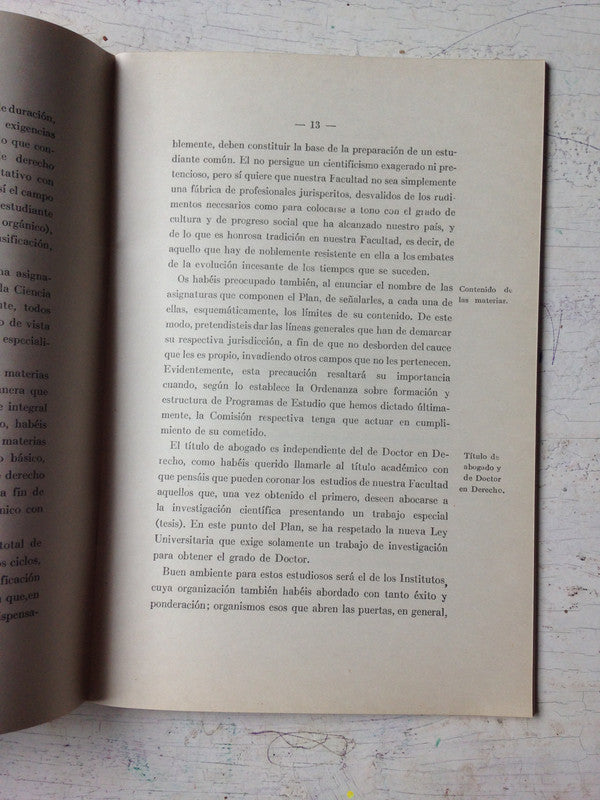 Libro usado en venta: Verbum - Universidade Catolica (Tomo VI); impreso en 1949 realizamos envios a todo el mundo.2