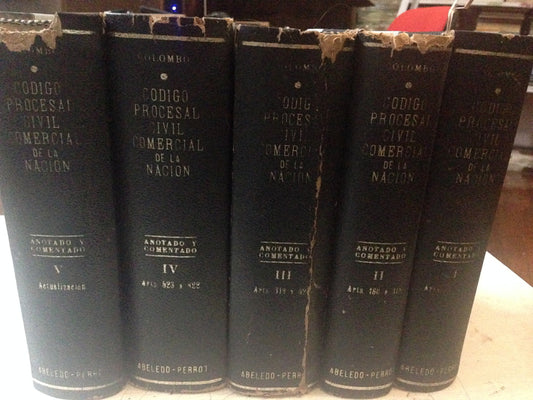 Libro usado en venta: Codigo procesal civil y comercial de la Nacion (5 Tomos) de Carlos J. Colombo; editorial Abeledo - Perrot impreso en 1969.3