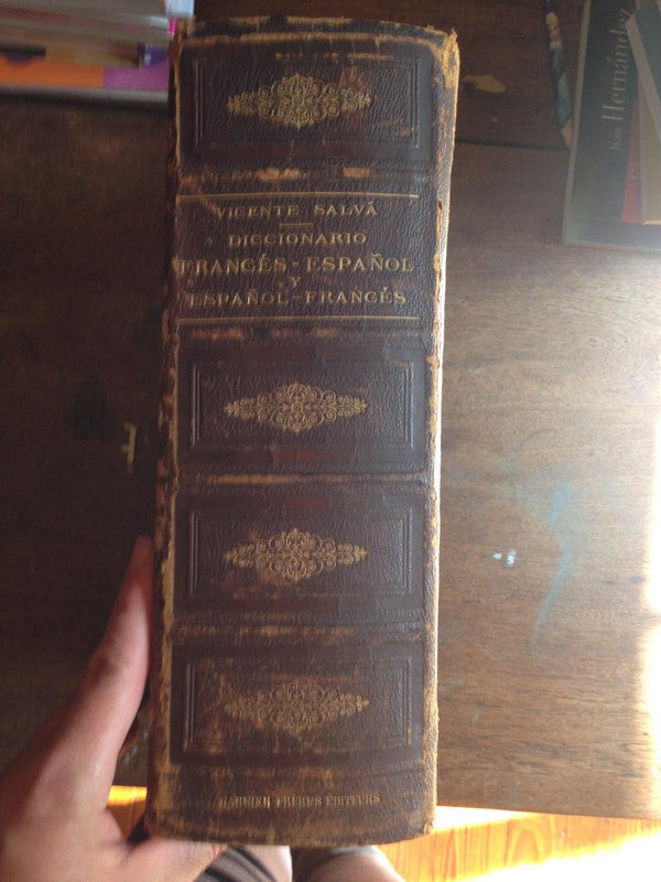 Libro usado en venta: El contrato internacional de "Joint venture" de Andrea Astolfi; editorial Depalma impreso en 1983 envios a todo el mundo.2