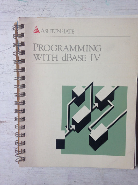 Libro usado en venta: Programming with dBase IV; editorial Ashton-Tate impreso en 1988 realizamos envios a todo el mundo.1