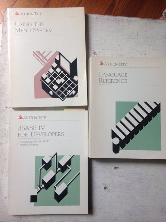 Libro usado en venta: Using The Menu System - dBase IV For developers - Language reference (3 volumenes); editorial Ashton-Tate impreso en 1990.1