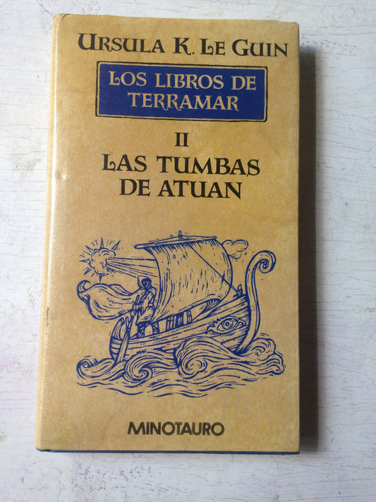 Libro usado en venta: Las tumbas de Atuan II de Ursula K. Le Guin; editorial Minotauro impreso en 1994 realizamos envios a todo el mundo.1