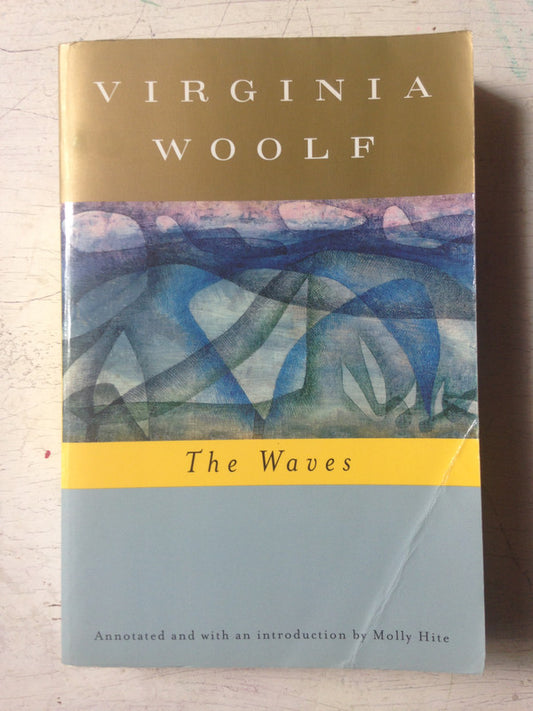 Libro usado en venta: The Waves de Virginia Woolf; editorial Molly Hite impreso en 2006 realizamos envios a todo el mundo.1