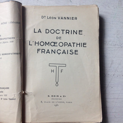 Libro usado en venta: Pour connaitre Le pens?e du Bouddha de M. Semenoff; editorial Bordas impreso en 1950 realizamos envios a todo el mundo.2