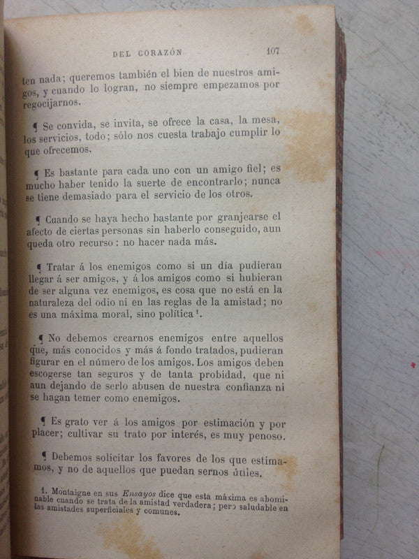 Libro usado en venta: Los caracteres de Teofrasto de La Bruyere; editorial Garnier Hermanos impreso en 1890 realizamos envios a todo el mundo.3