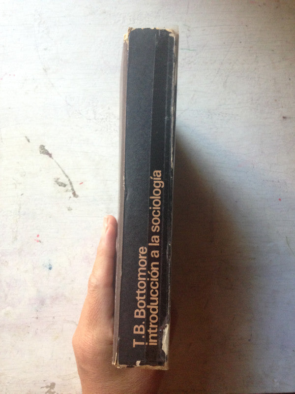 Libro usado en venta: La teoria de la relatividad de Albert Einstein y otros; editorial Altaya impreso en 1993 realizamos envios a todo el mundo.2