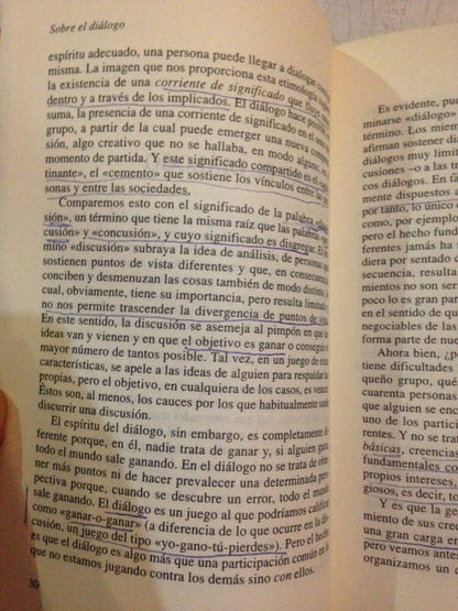 Libro usado en venta: La familia de Pascual Duarte de Camilo Jose Cela; editorial Emece impreso en 1945 realizamos envios a todo el mundo.2