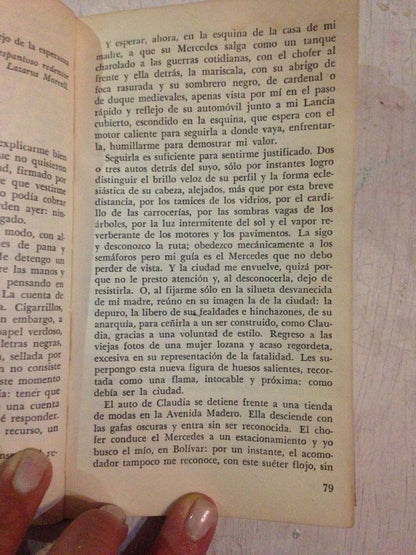 Libro usado en venta: Zona sagrada de Carlos Fuentes; editorial Siglo XXI impreso en 1970 realizamos envios a todo el mundo.3