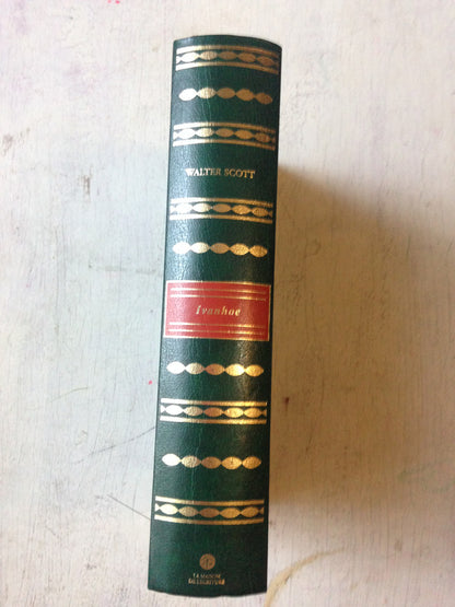 Libro usado en venta: Ivanhoe de Walter Scott; editorial Altaya impreso en 2005 realizamos envios a todo el mundo.3
