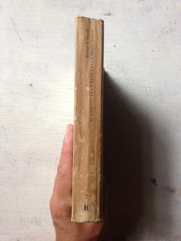 Libro usado en venta: Los espacios economicos de Jacques R. Boudeville; editorial Eudeba impreso en 1968 realizamos envios a todo el mundo.2