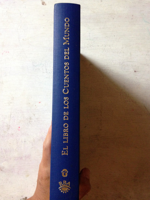 Libro usado en venta: El libro de los Cuentos del mundo; editorial RBA impreso en 2001 realizamos envios a todo el mundo.2