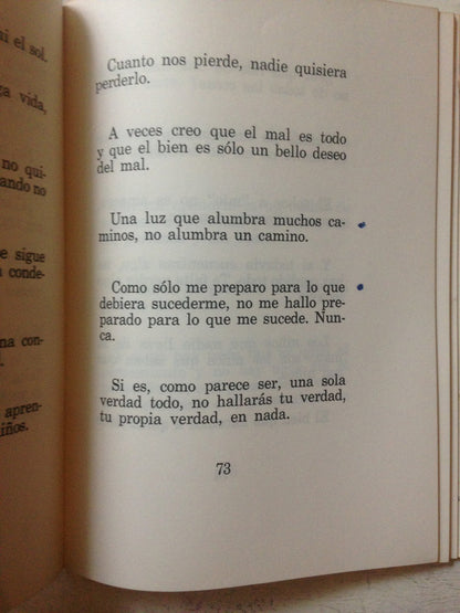 Libro usado en venta: Triste, solitario y final de Osvaldo Soriano; editorial Sudamericana impreso en 1995 realizamos envios a todo el mundo.2