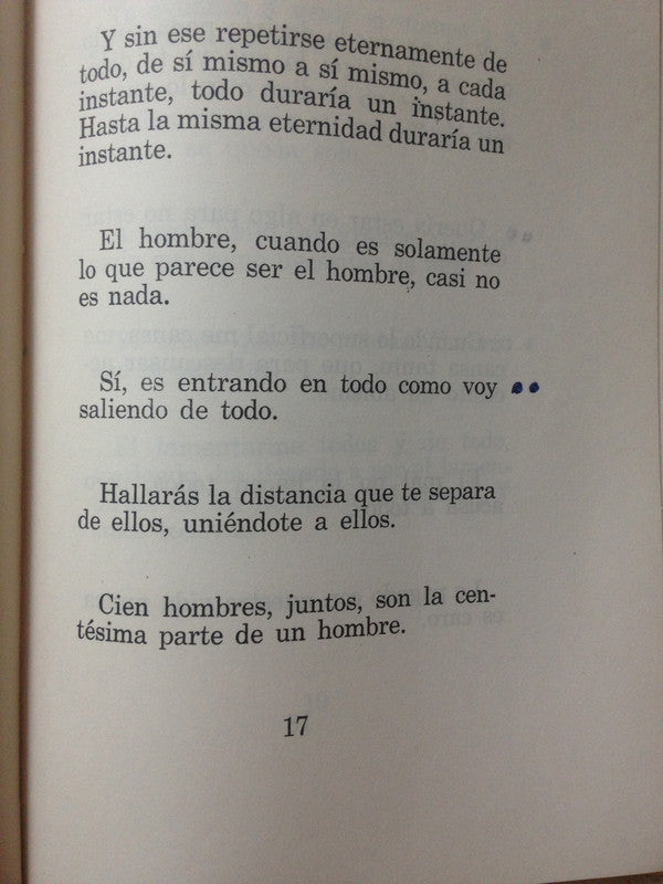 Libro usado en venta: Voces de Antonio Porchia; editorial Hachette impreso en 1982 realizamos envios a todo el mundo.3