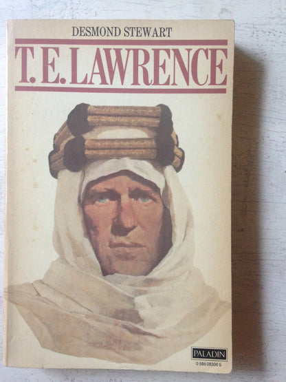 Libro usado en venta: T. E. Lawrence de Desmond Stewart; editorial Paladin Books impreso en 1979 realizamos envios a todo el mundo.1