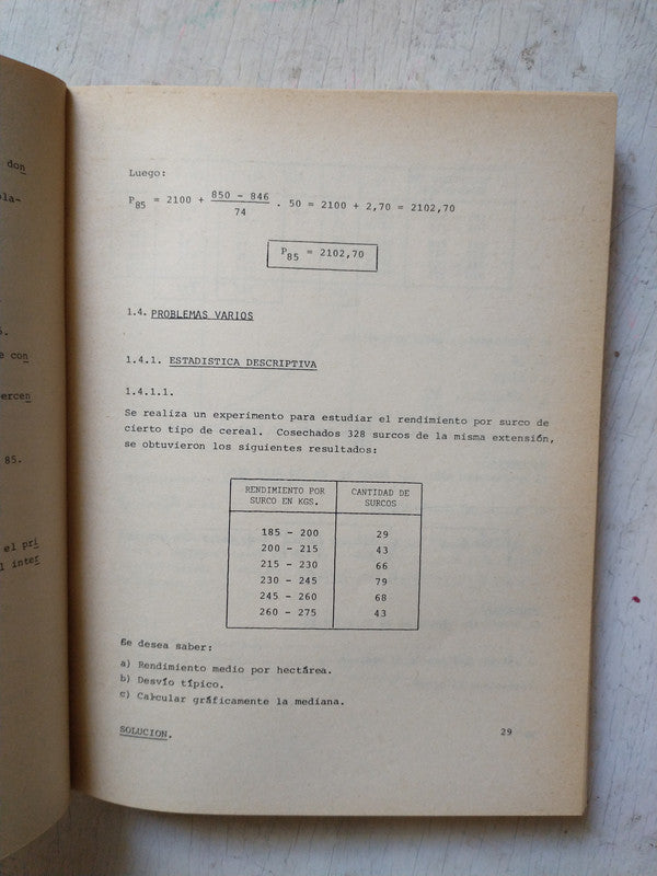 Libro usado en venta: Estadistica - Problemas resueltos de Cayetano Capriglioni; editorial Ediciones del autor impreso en 1982 envios a todo el mundo.2