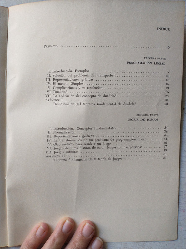 Libro usado en venta: Manual de historia economica - 1? parte; editorial Macchi impreso en 1989 realizamos envios a todo el mundo.2