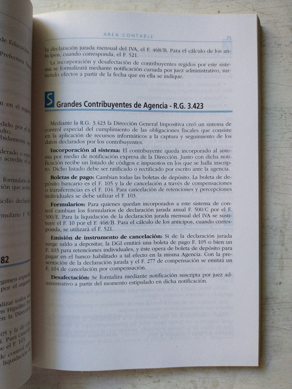 Libro usado en venta: India (2 Tomos) de Atlas culturales del mundo; editorial Folio impreso en 1995 realizamos envios a todo el mundo.2