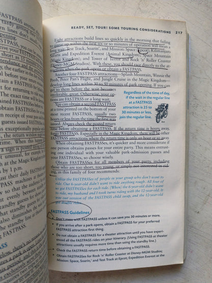 Libro usado en venta: The Unofficial guide to Walt Disney World with kids; editorial Wiley impreso en 2007 realizamos envios a todo el mundo.2